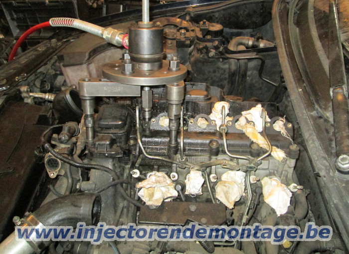 Injector removal from BMW with 2.0 diesel
                enigne
